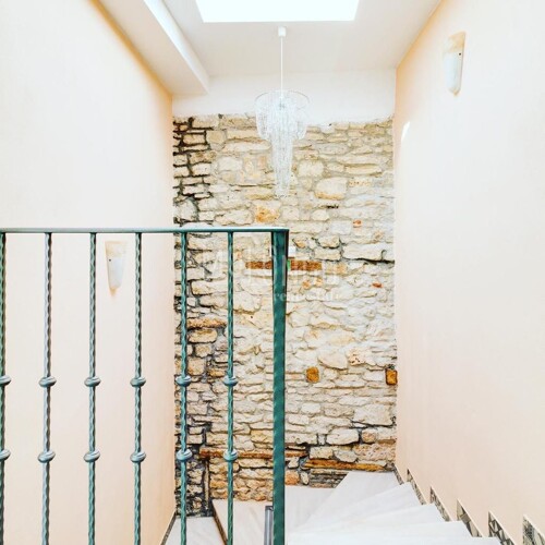 Thumbnail 5773398 - 7