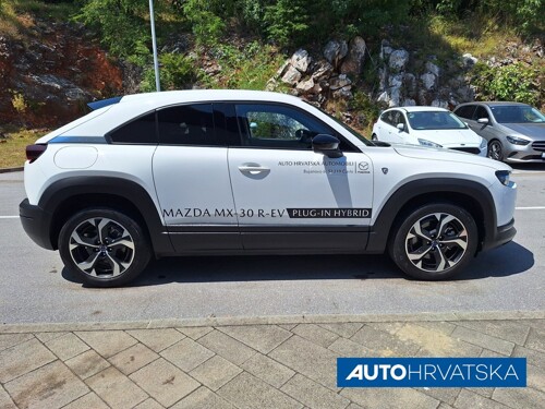 Thumbnail 5780404 - 7