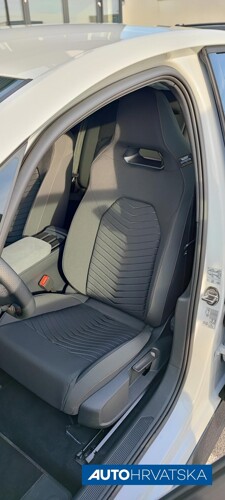 Thumbnail 5780589 - 7