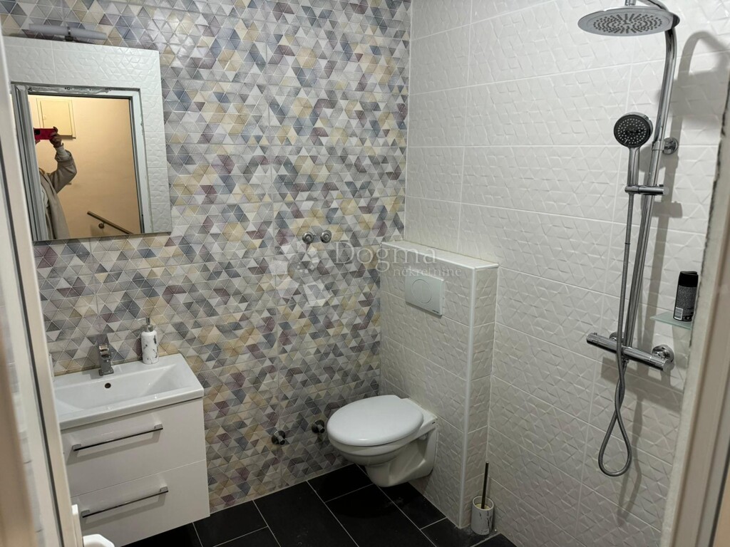 Image 5783634 - 3