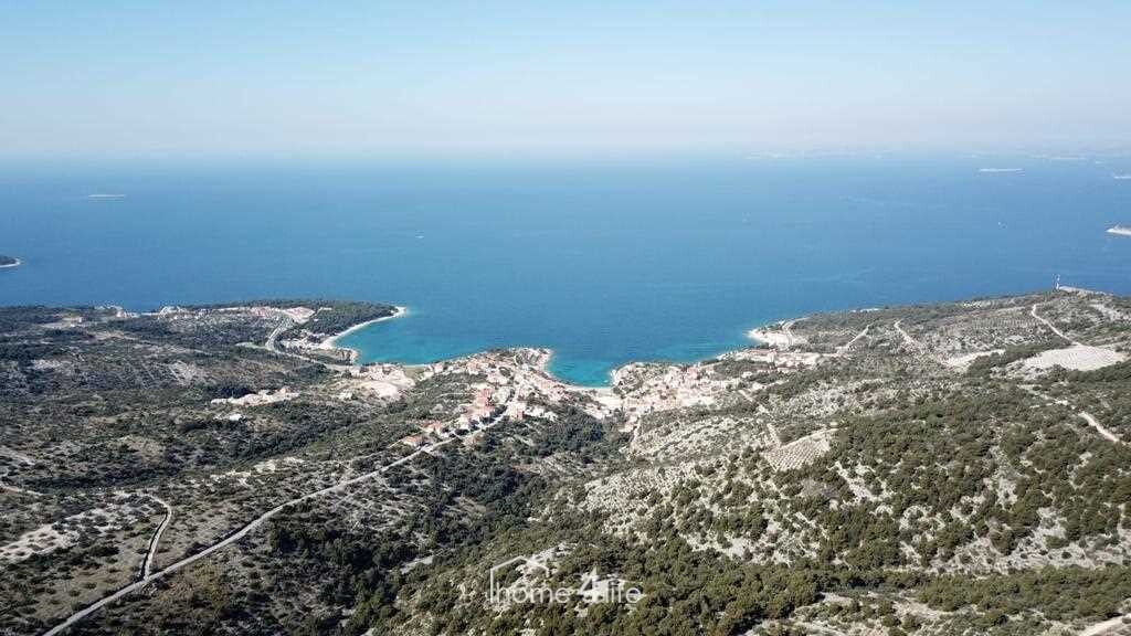 Image 5788564 - 5