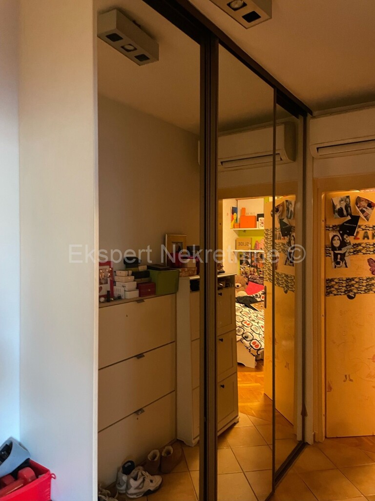 Image 5788860 - 9