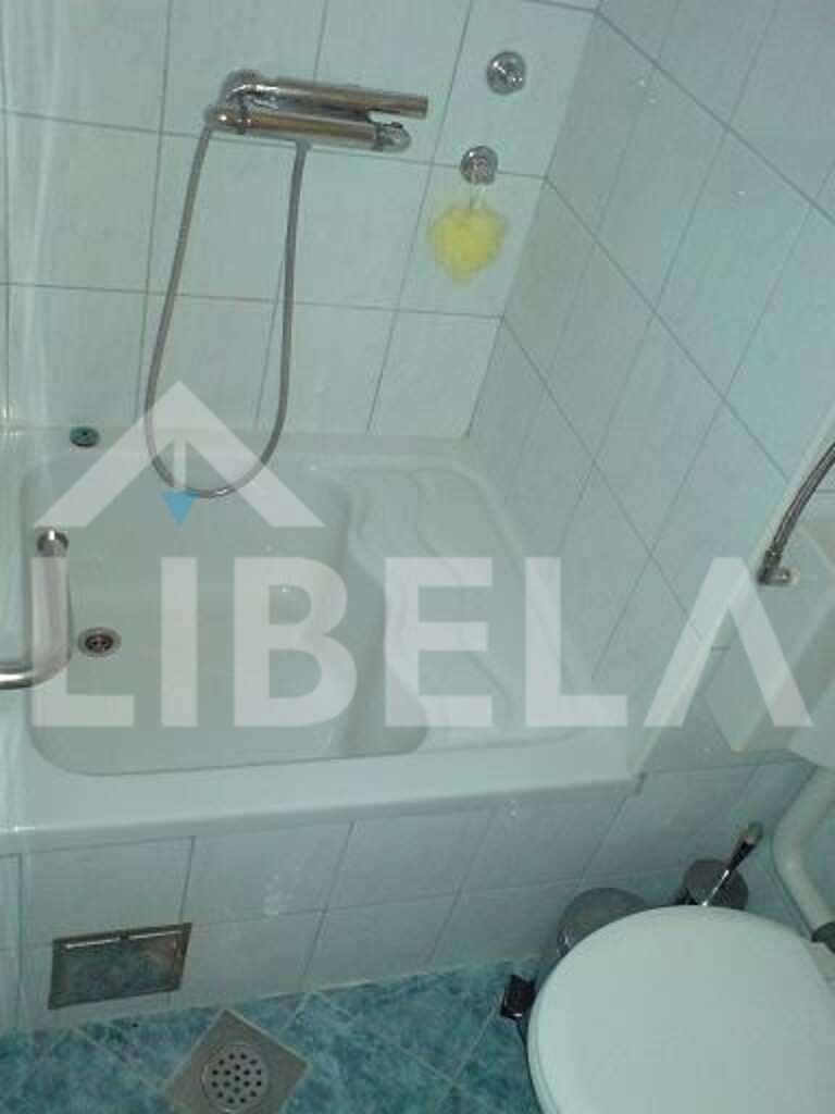 Image 5789434 - 5