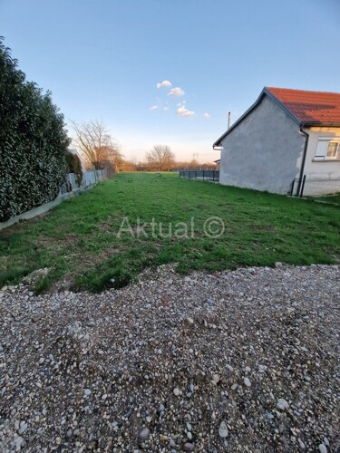 GRAĐEVINSKO ZEMLJIŠTE, 1.087 m2, ZAGREB, BLATO (KOD ARENA CENTRA)