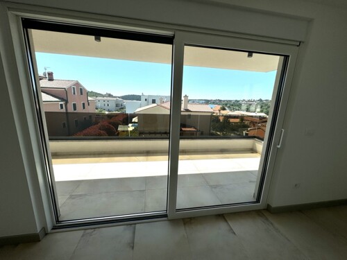Thumbnail 5790964 - 2