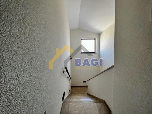 Thumbnail 5791876 - 14