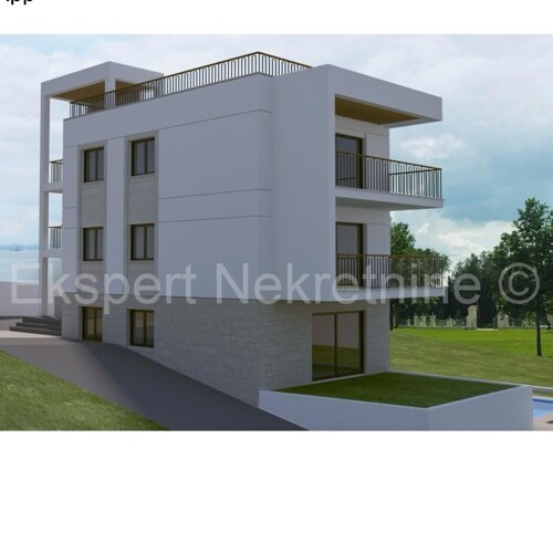 Thumbnail 5792061 - 3