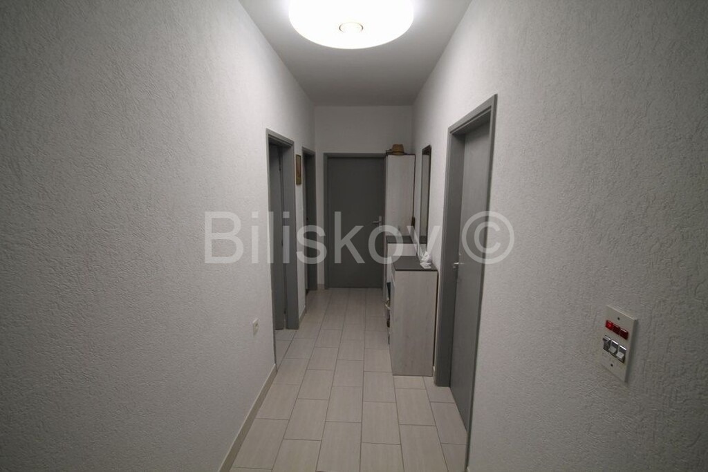 Image 5794904 - 6