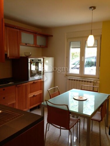 Thumbnail 5800051 - 5