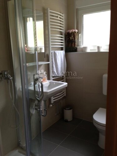 Thumbnail 5800051 - 13