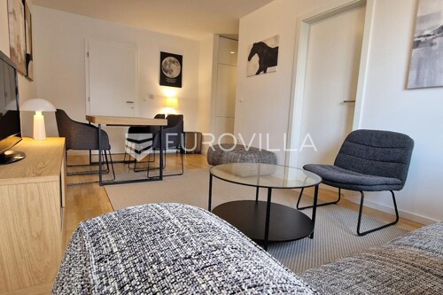 Zagreb, Selska, novouređen trosoban stan, 60 m2 + GPM