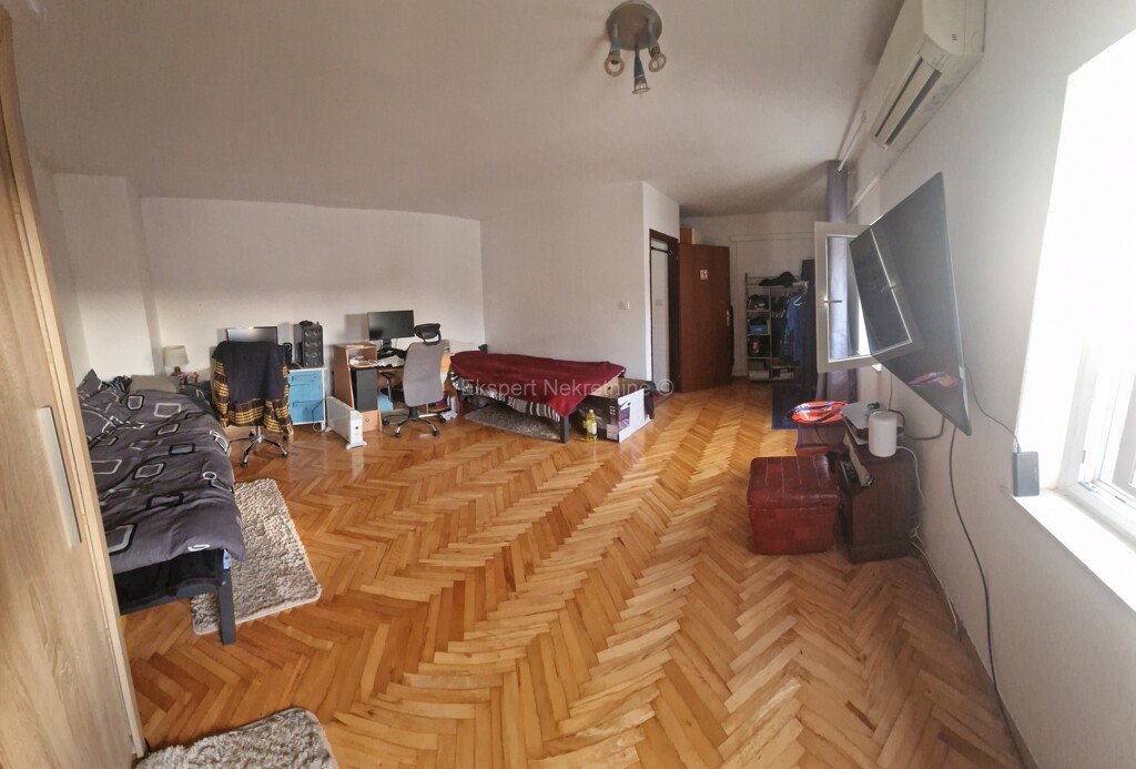 Image 5807882 - 4