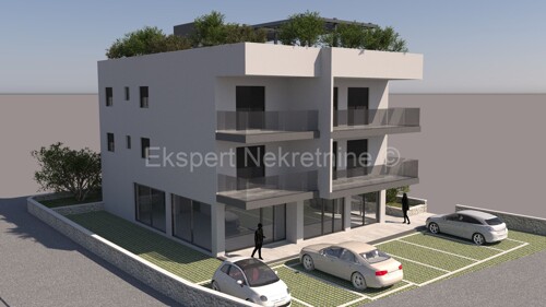 Thumbnail 5809203 - 3
