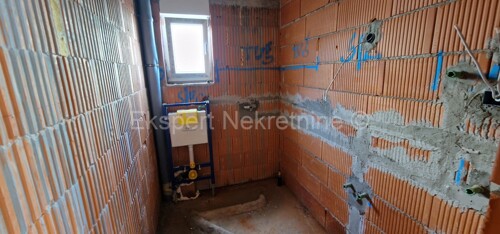 Thumbnail 5810151 - 11