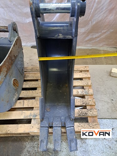 Korpa izkopna strickland takeuchi tb290 300 mm