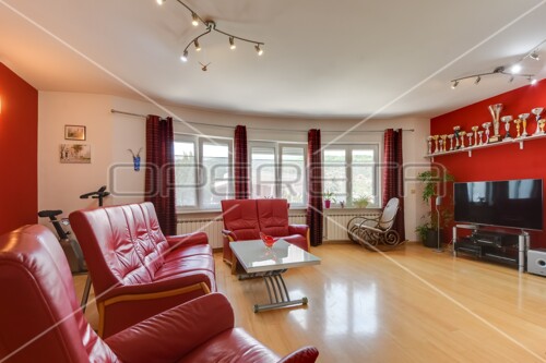 Thumbnail 5816162 - 3