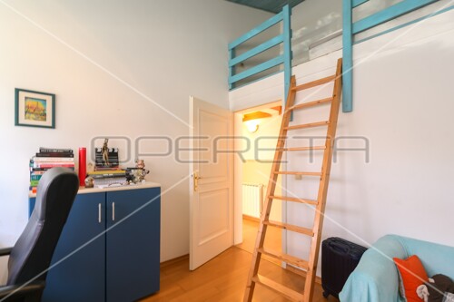 Thumbnail 5816162 - 13