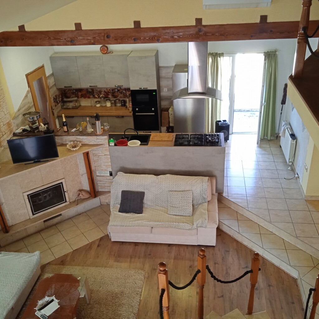 Image 5822888 - 6