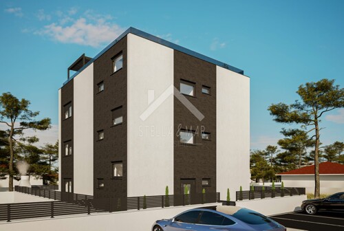 Dvosobni apartman sa vrtom u centru Vira - Vir