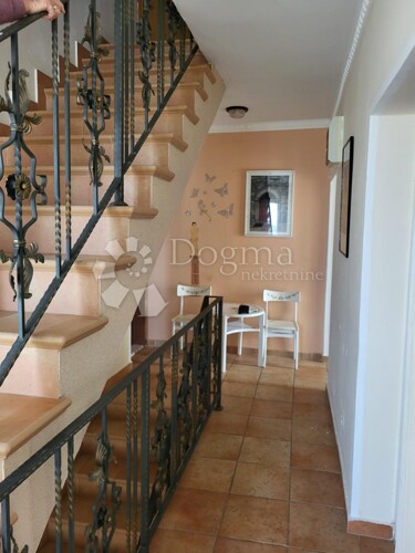 Thumbnail 5829872 - 15