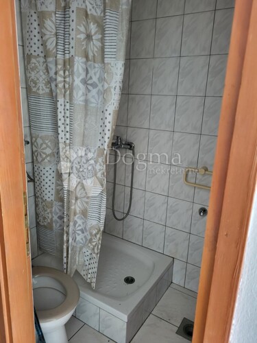 Thumbnail 5829872 - 14