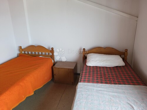 Thumbnail 5829872 - 18