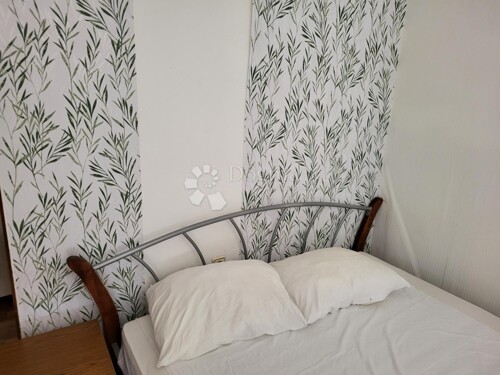 Thumbnail 5829872 - 12