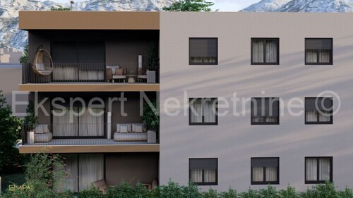 Thumbnail 5831936 - 10