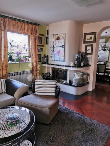 Thumbnail 5836228 - 5