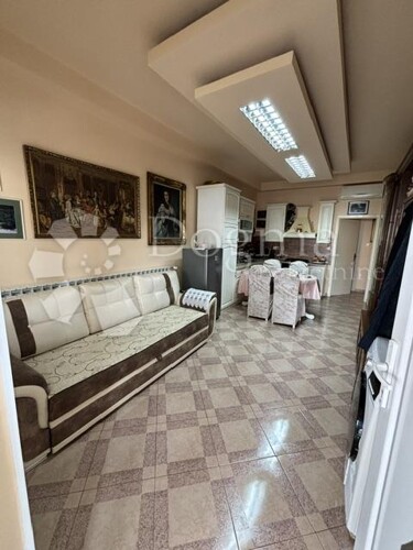 Thumbnail 5836232 - 6