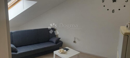 Thumbnail 5836236 - 3