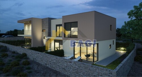 Thumbnail 5837074 - 1