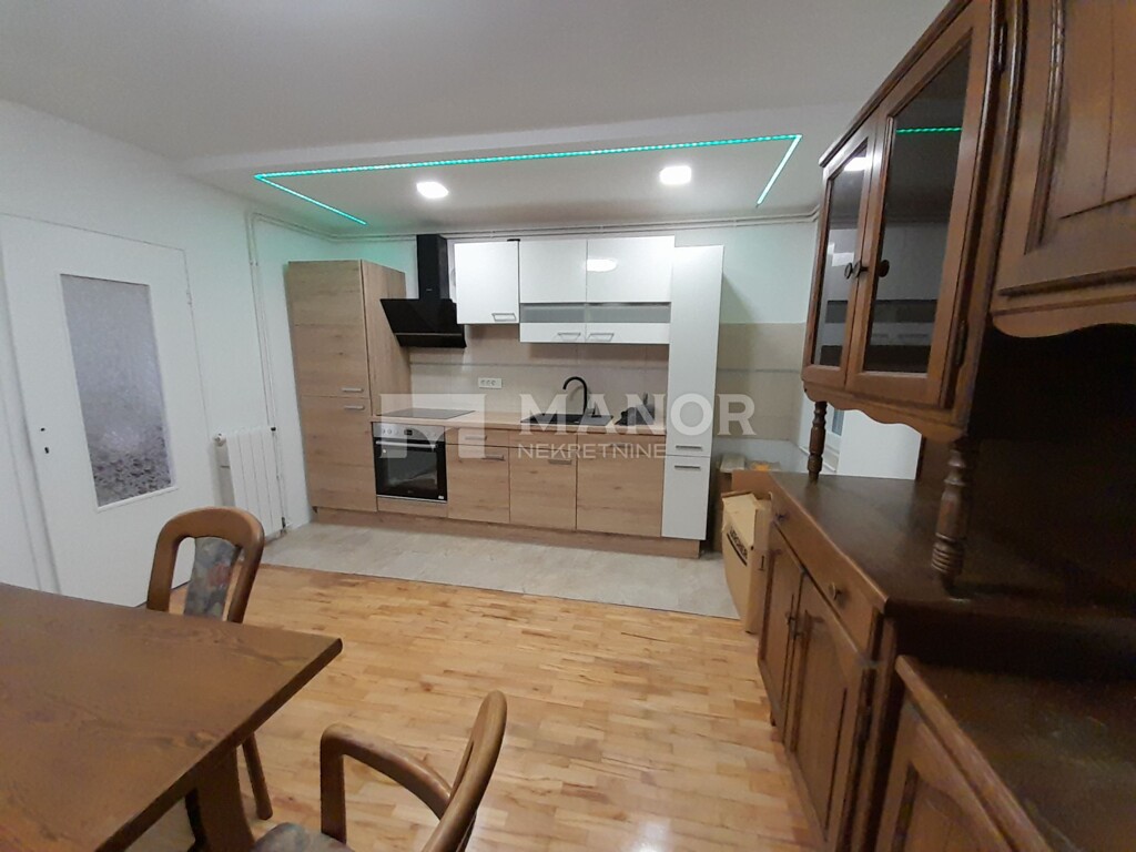 Image 5837883 - 1