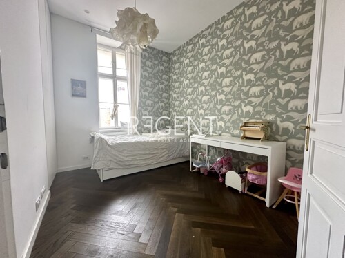 Thumbnail 5840153 - 10