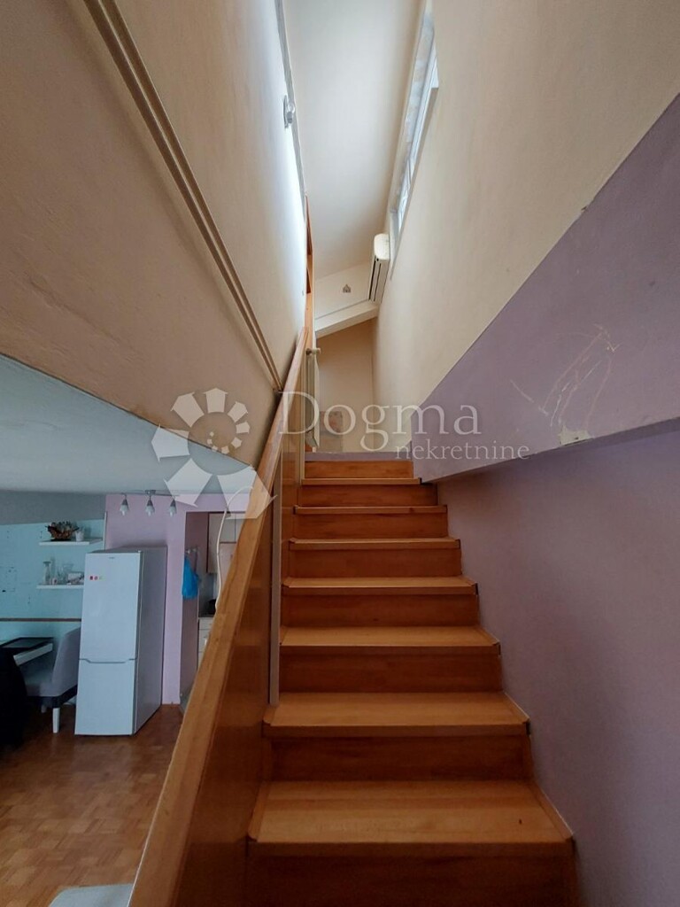 Image 5842303 - 6