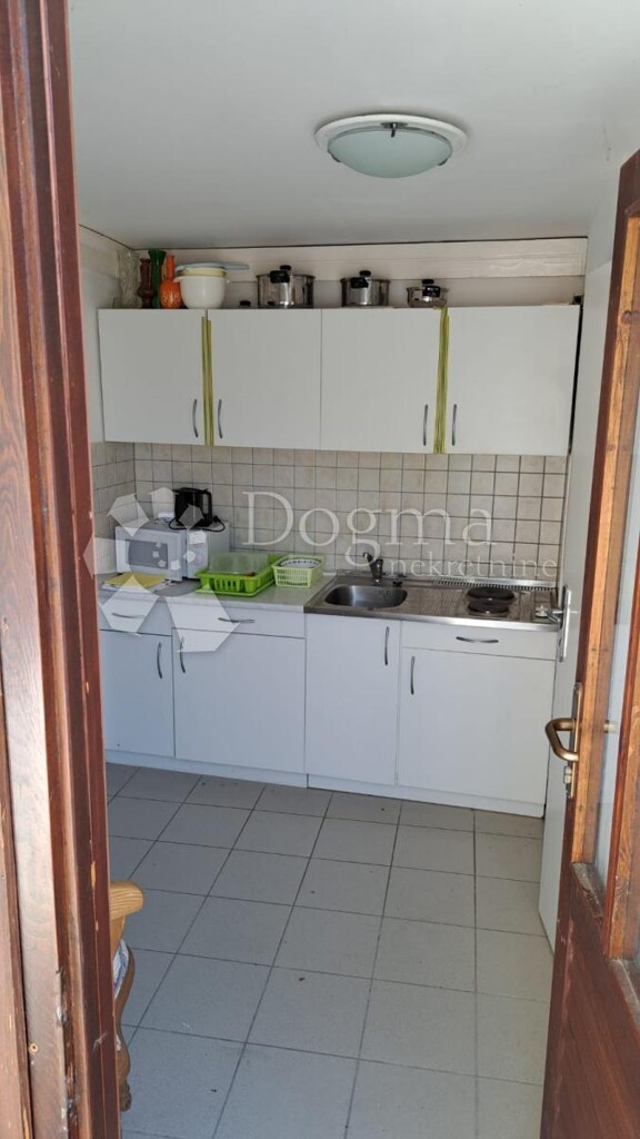 Image 5842318 - 3
