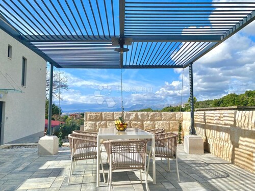 Thumbnail 5842324 - 18