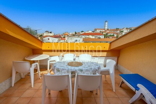 Thumbnail 5842386 - 2