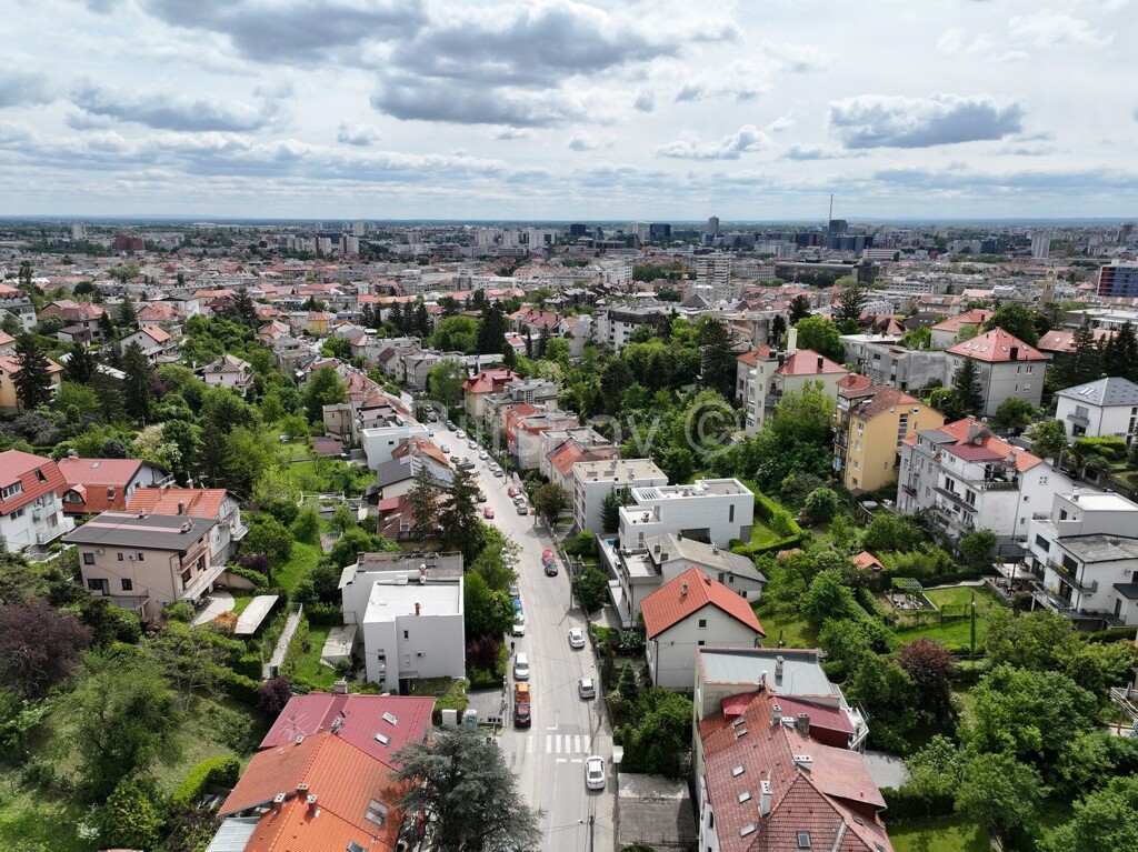 Image 5842444 - 8