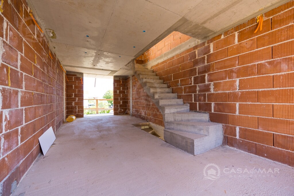 Image 5843385 - 14