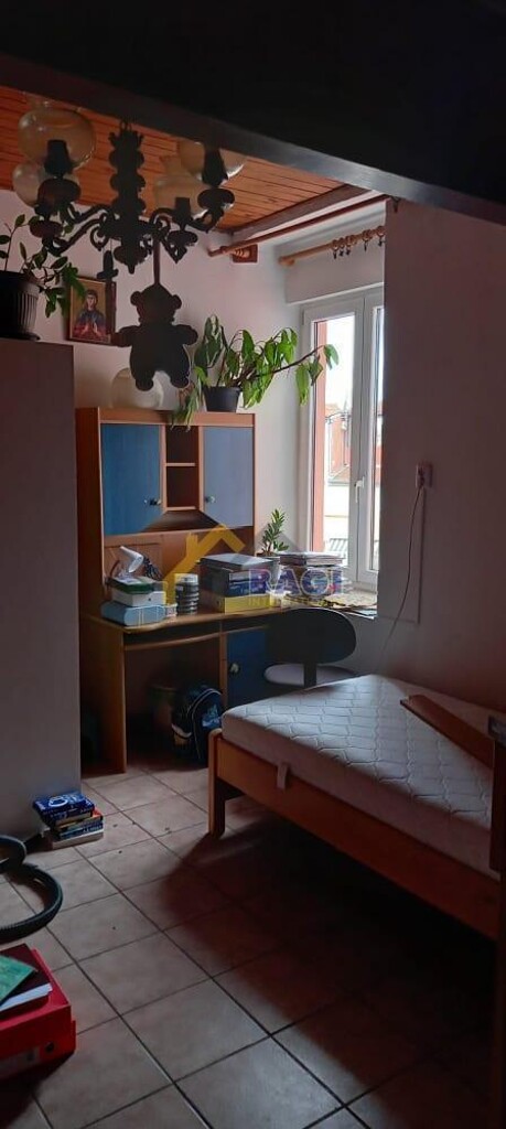 Image 5843387 - 7