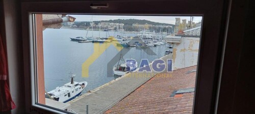 Thumbnail 5843387 - 11