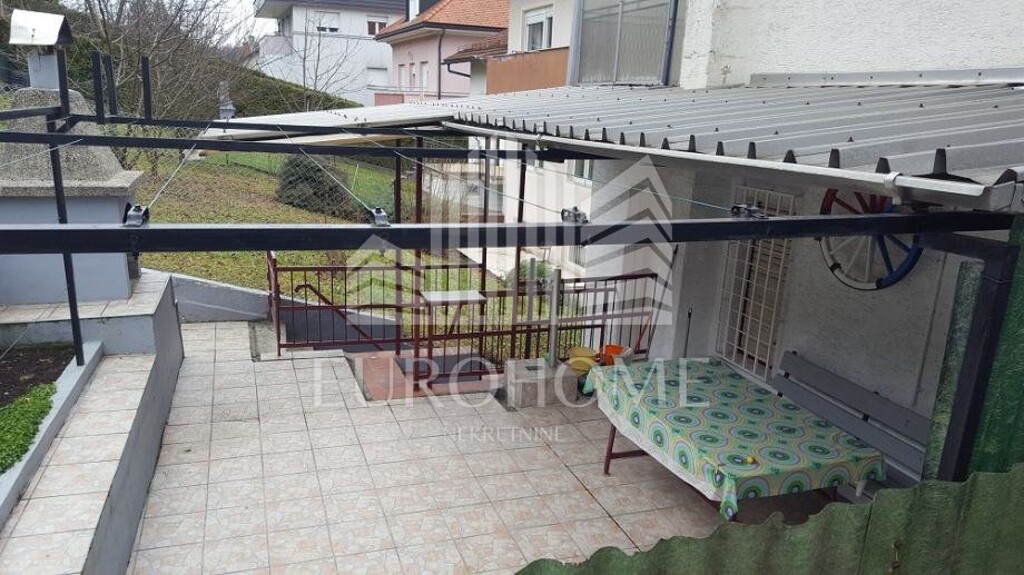 Image 5844075 - 9