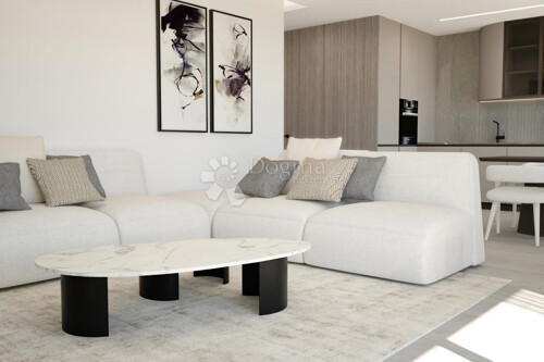 Thumbnail 5845861 - 4