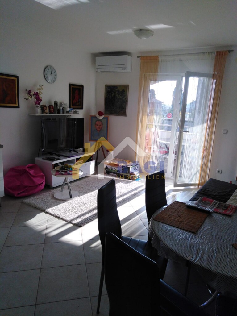 Image 5845900 - 4