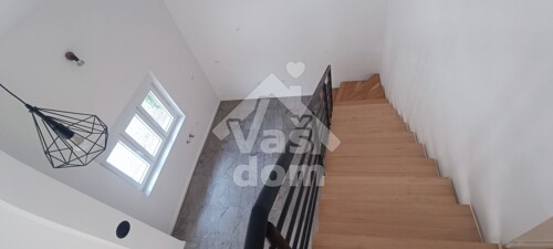 Thumbnail 5846385 - 10