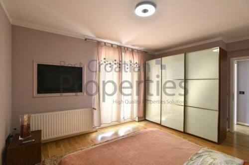 Thumbnail 5847409 - 10