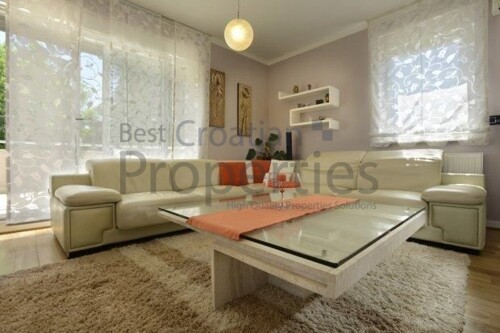 Thumbnail 5847409 - 5