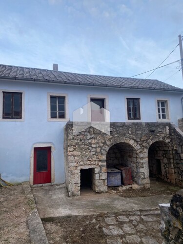 Crikvenica, kuća s potencijalom