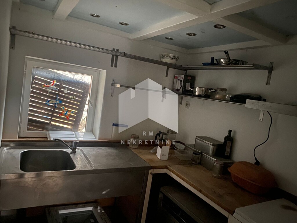 Image 5848982 - 8